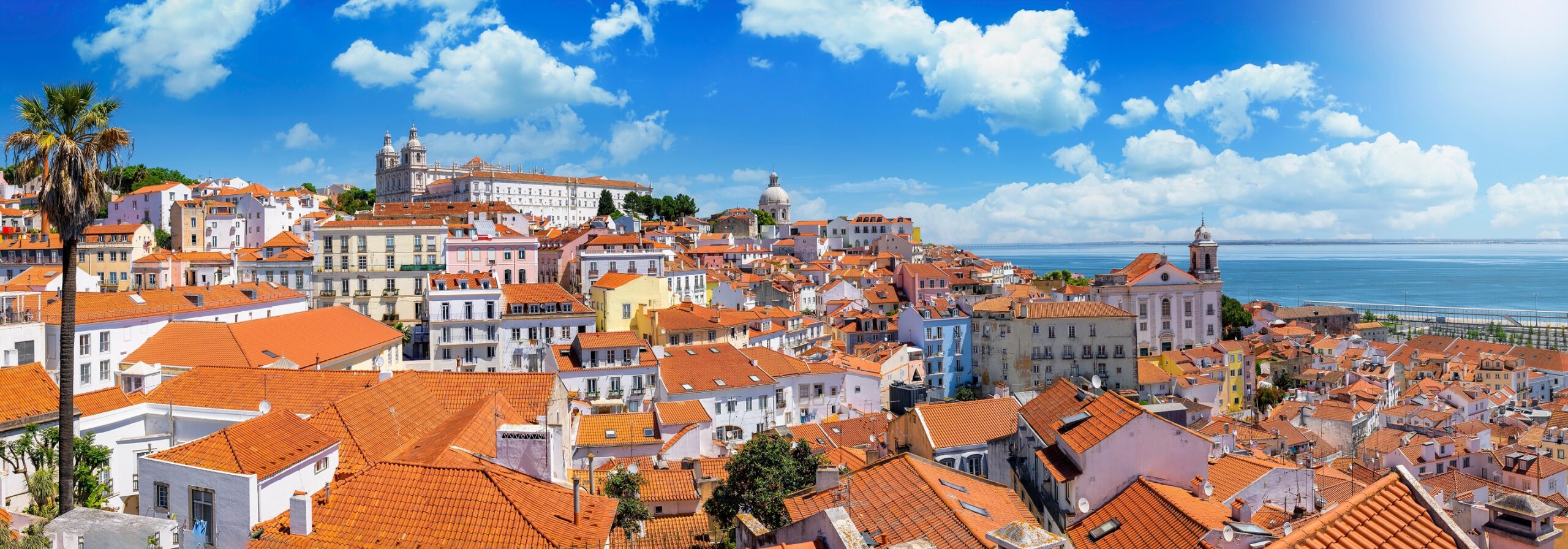 Euro weakness makes luxury EU properties more attractive to investors, especially in Portugal